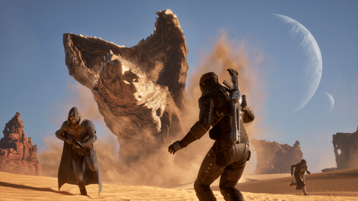 A sandworm attacks in Dune: Awakening